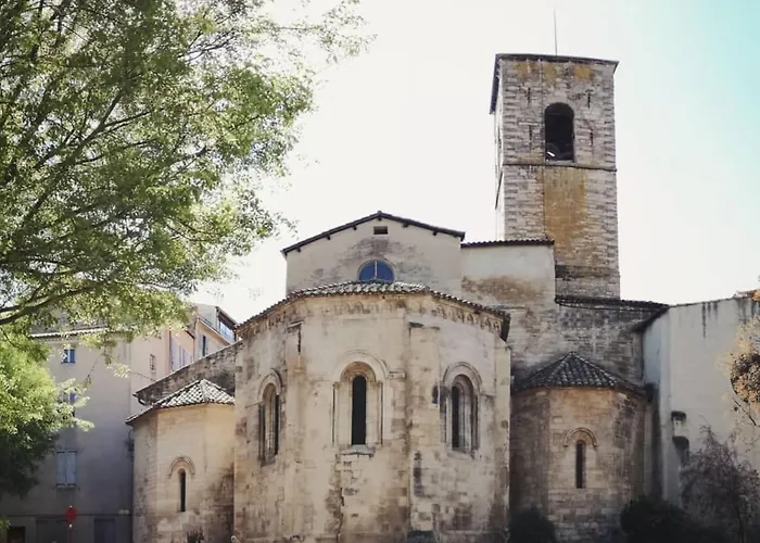 L'ecrin Manosquin 아파트 *