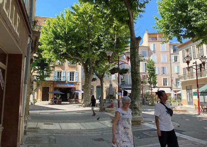 아파트 L'ecrin Manosquin *